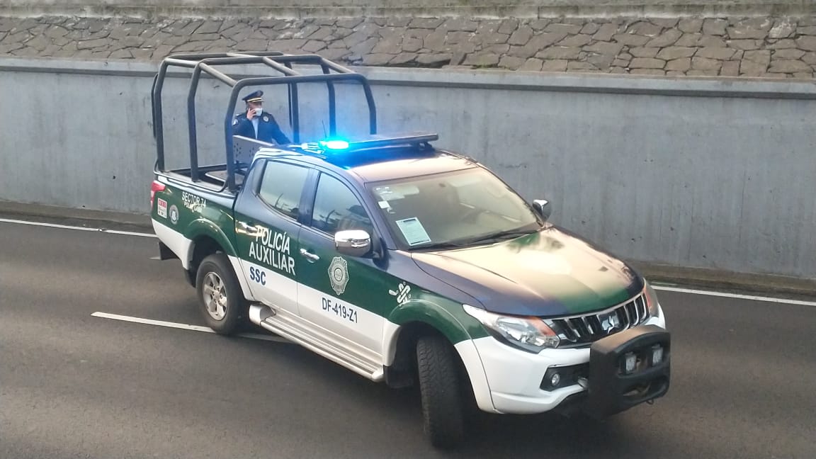 En CdMx, se genera caos vial en Viaducto por cierre en carriles centrales