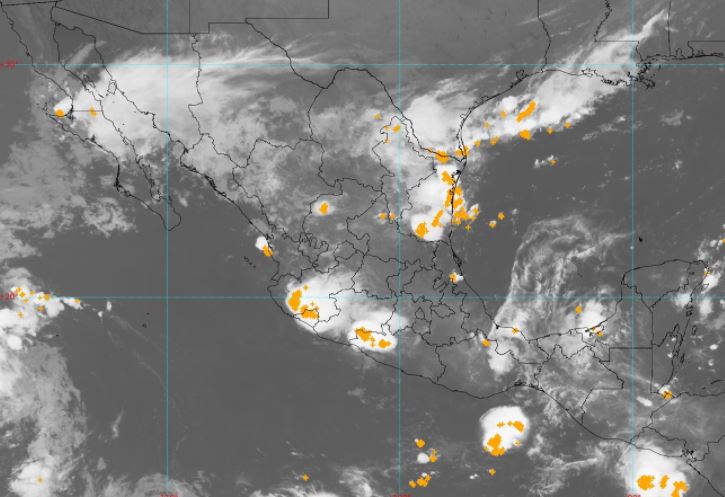 Reporte del clima. Puebla capital hoy con cielo medio nublado; frente frío está al norte de México