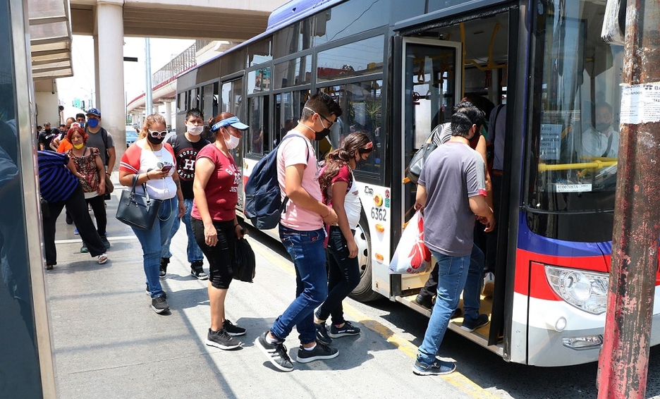 Exhiben transportistas mala gestión de Jaime Rodríguez