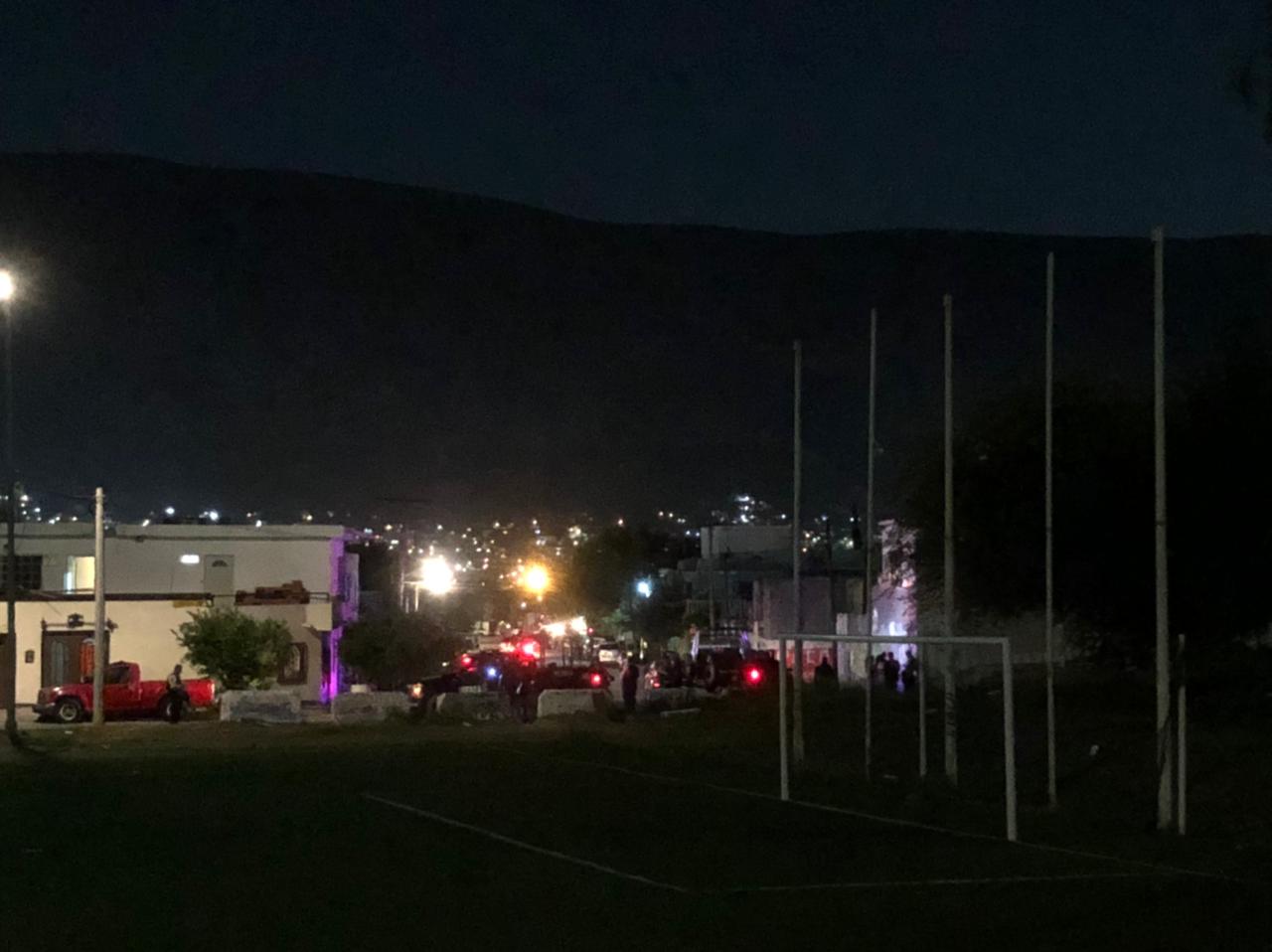Muere hombre tras ataque a balazos en canchas de fútbol en la colonia Fomerrey 25