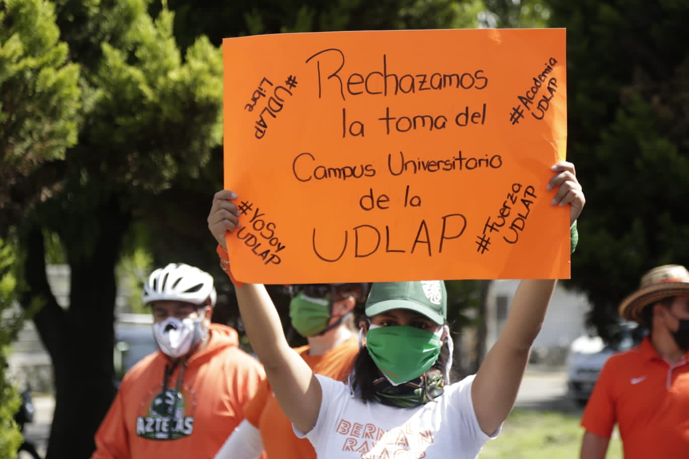 "Udlap libre"; alumnos exigen que se reabra el campus