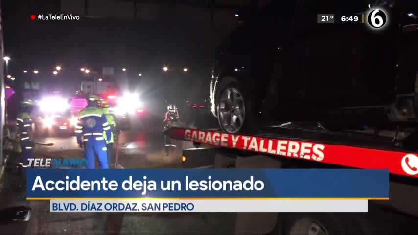 Telediario noticia Conductor resulta lesionado tras chocar su auto en el bulevar Díaz Ordaz 