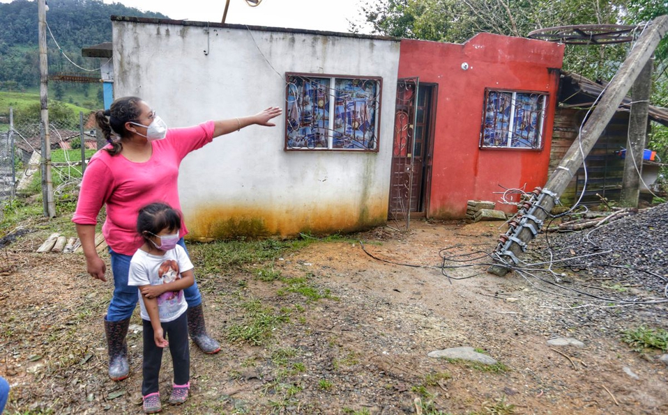 Aún no entregan apoyos en 14 municipios tras paso del huracán 'Grace'