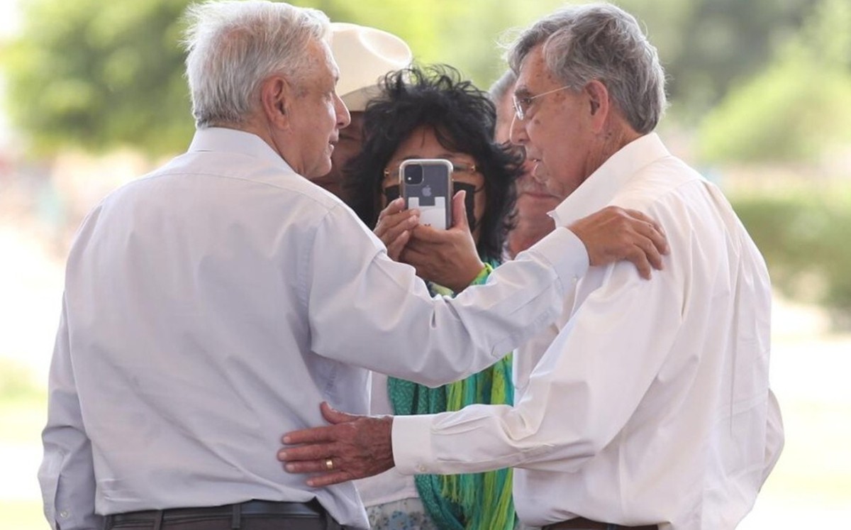 No hubo una reconciliación de por medio:&nbsp;AMLO y Cuauhtémoc Cárdenas se&nbsp;reúnen&nbsp;en pueblo Yaqui&nbsp;