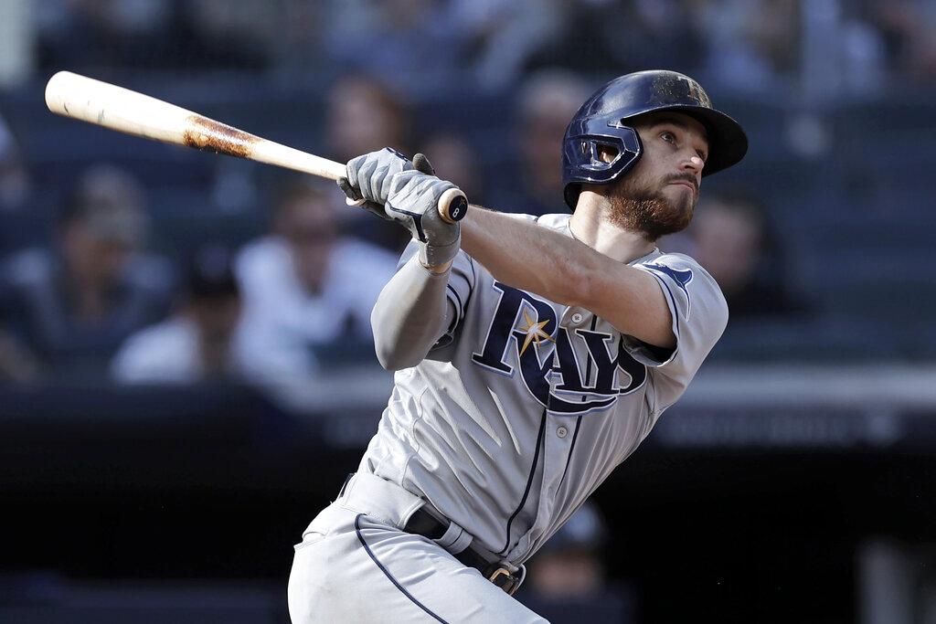 Rays arrolla a Yankees y continúa la disputa por su pase a playoffs  