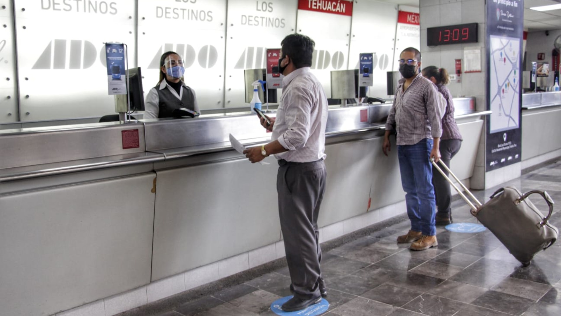 Líneas de autobuses solicitan identificación a pasajeros ante paso de migrantes
