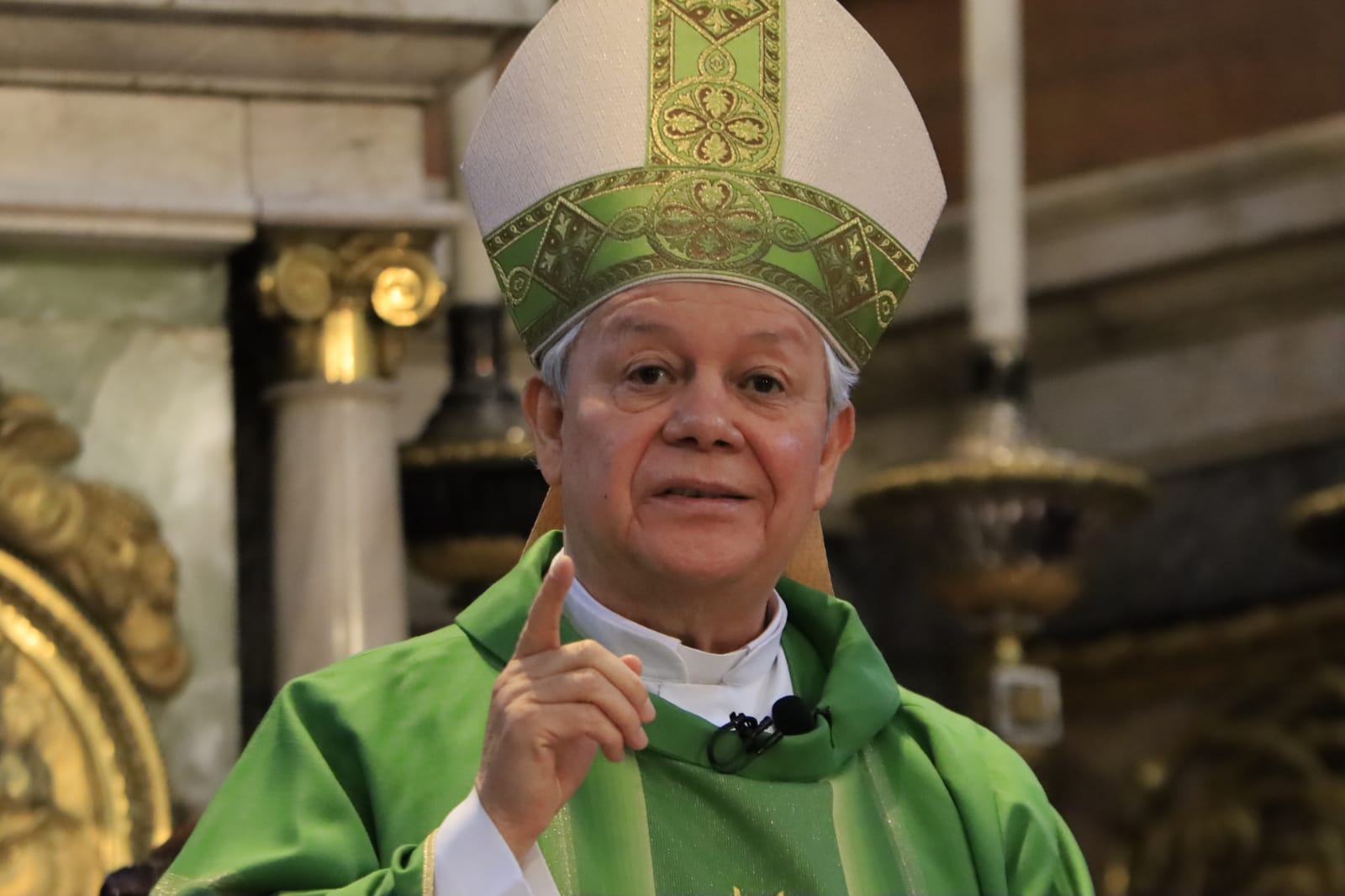 Defender la vida y matrimonio ante sociedad enferma: Arzobispo de Puebla