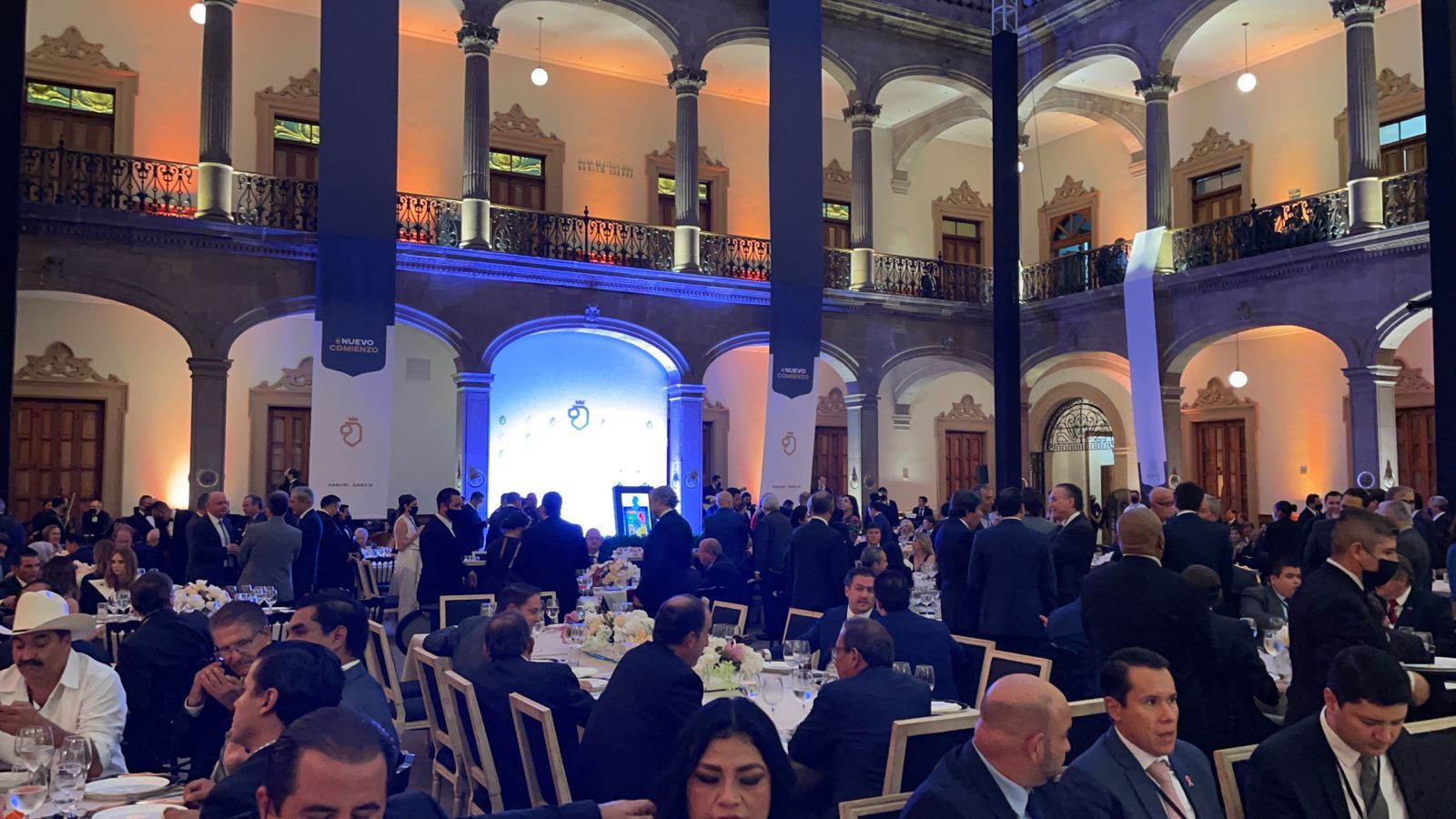 Cena por toma de protesta de Samuel García reúne a empresarios y políticos de NL