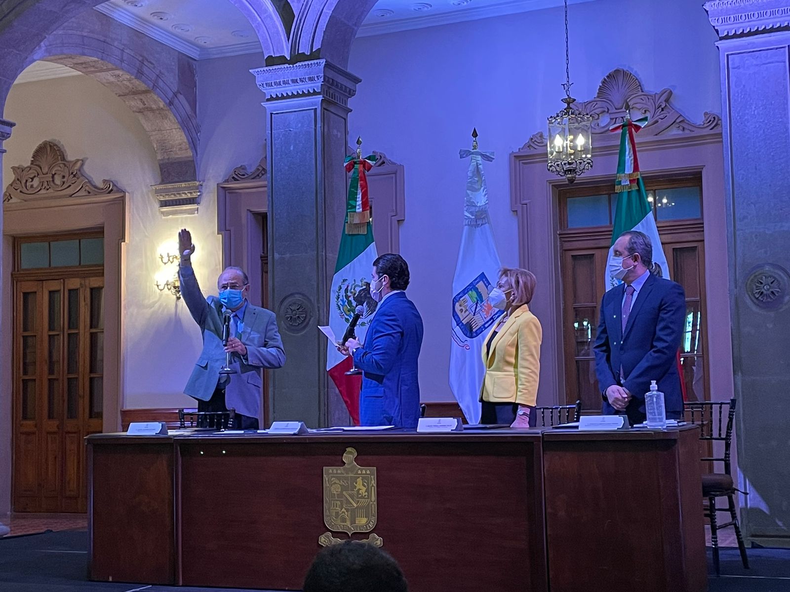 Gobernador Samuel García toma protesta de su gabinete para "El Nuevo Nuevo León"