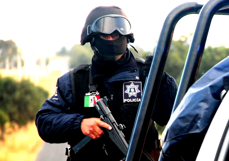 Atrapan a presunto ladrón en Apizaco; casi lo linchan