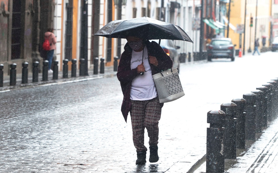 ¡Prepárate! Se esperan lluvias y frío hasta fin de semana en Puebla