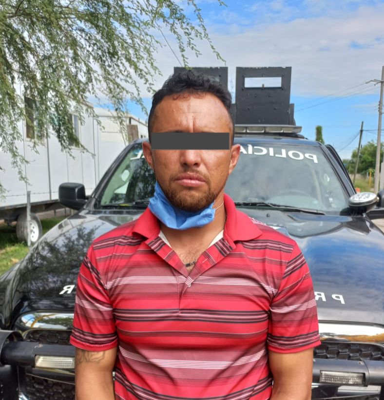 Rescatan a 12 migrantes y detienen a tres "polleros" en Cadereyta