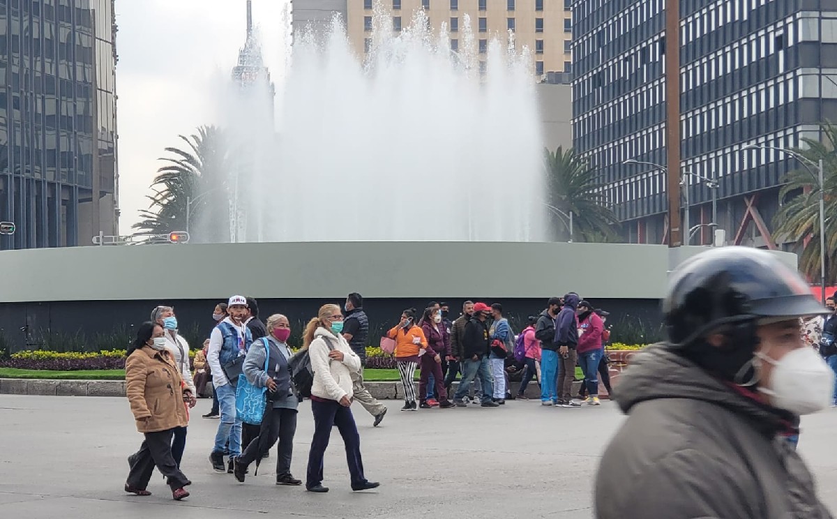 Comuneros de Santa María Tulpetlac bloquean Reforma; exigen recuperación de terrenos ejidales