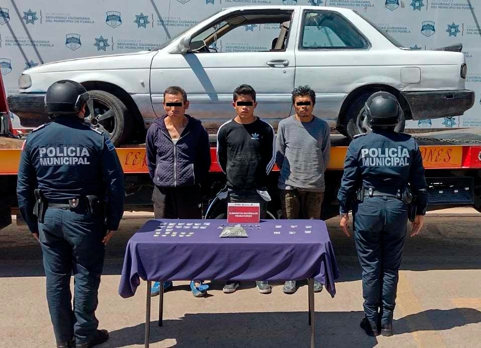 Tres hombres detenidos en la Unidad Habitacional Agua Santa