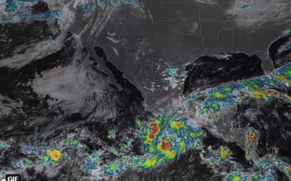 En Guerrero, se forma tormenta tropical 'Rick'; SMN establece zona de vigilancia