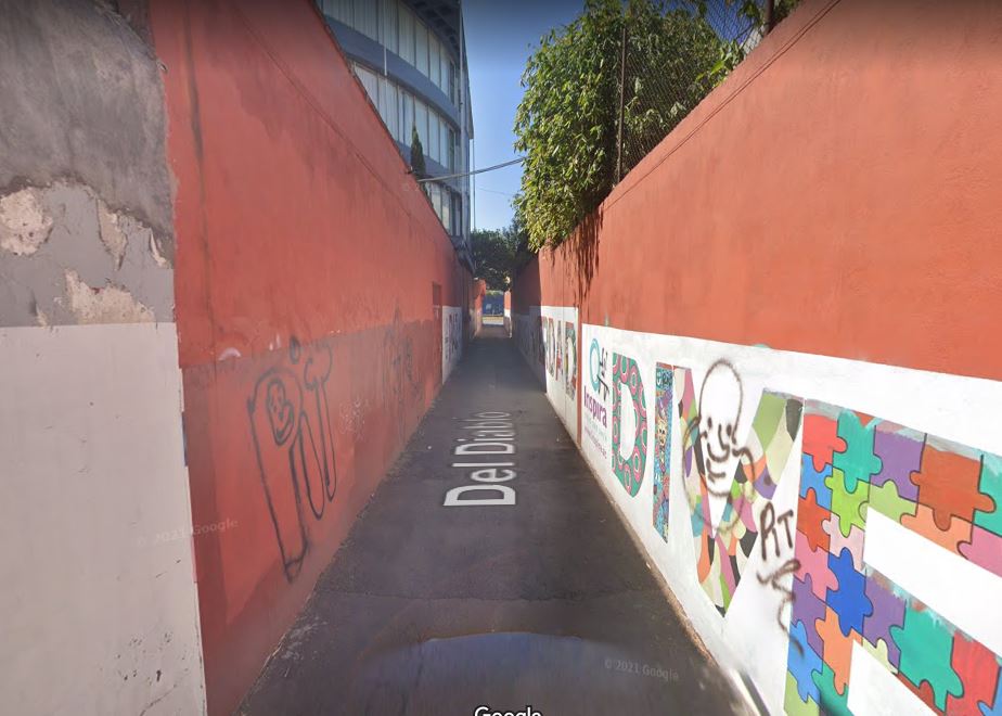El Callejón del Diablo; un terrorífico lugar en Mixcoac que sólo los valientes se atreven a cruzar