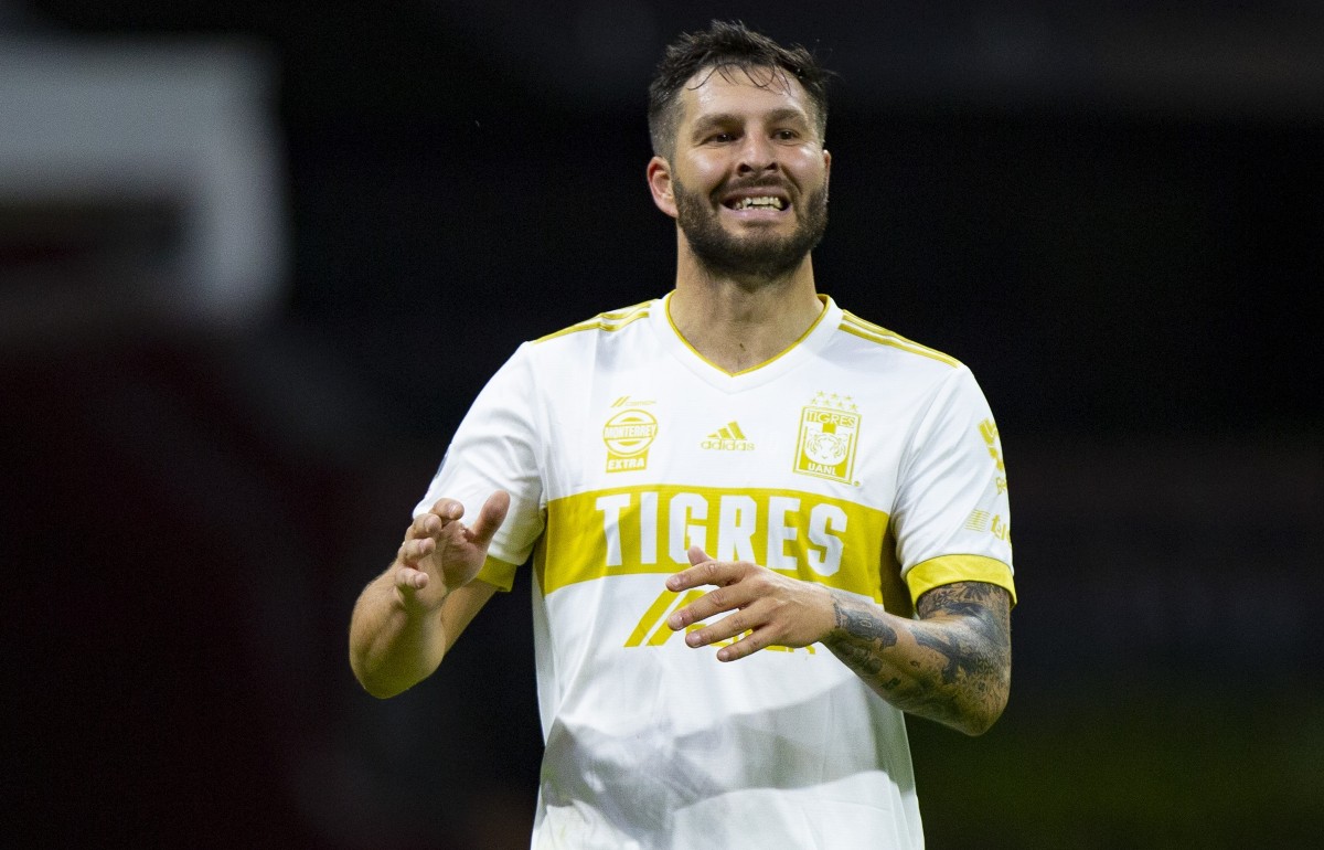 Miguel Herrera piensa en sustituto de Gignac