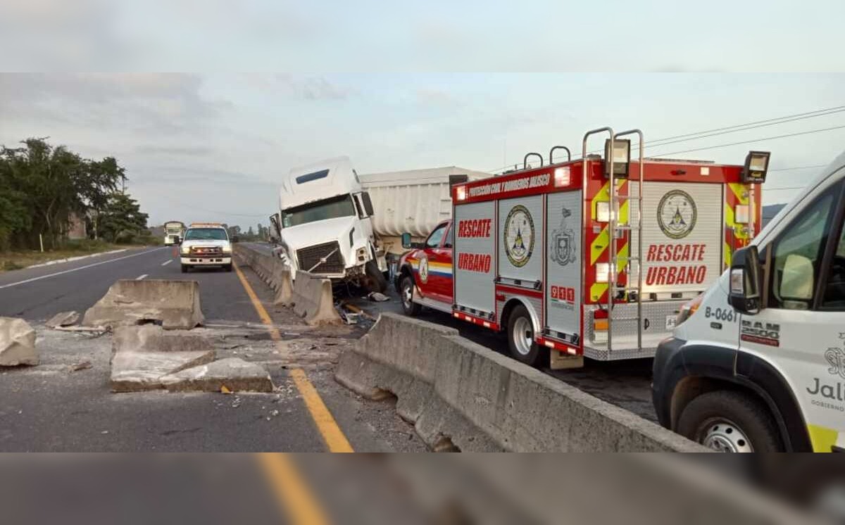Accidente en carretera Santa Rosa arroja el saldo de dos policías municipales lesionados