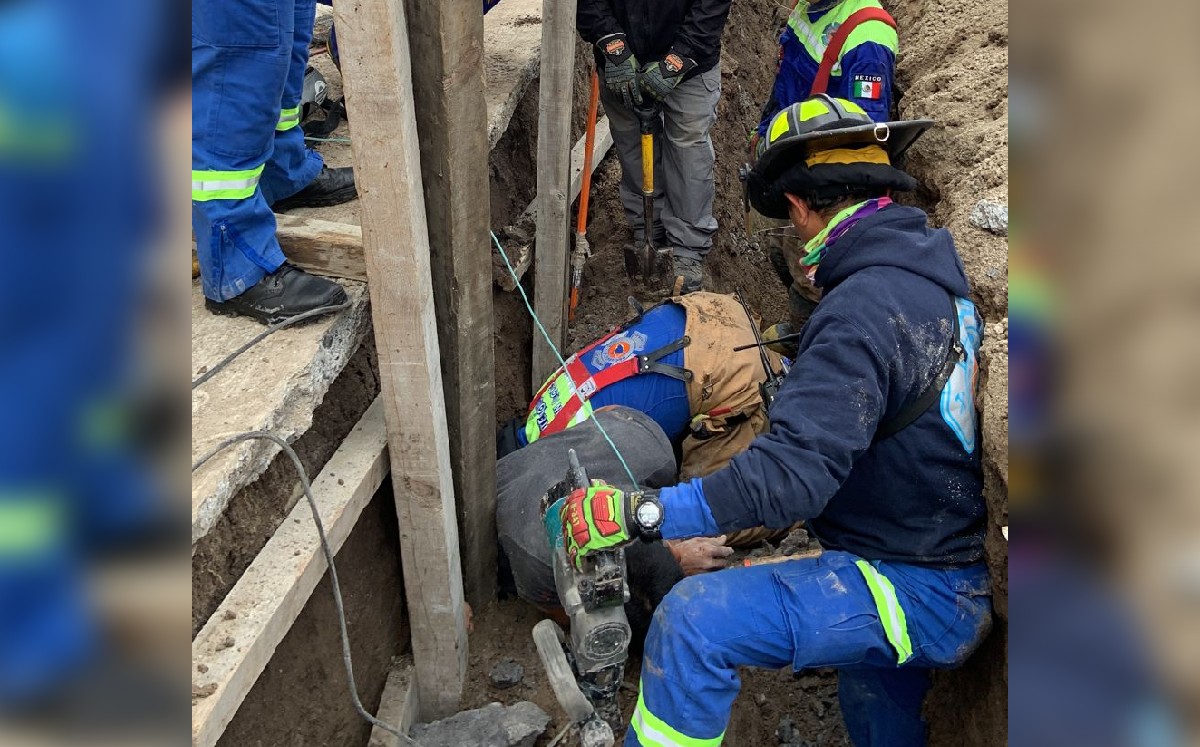 Albañil queda semienterrado en la construcción de una casa en San Nicolás