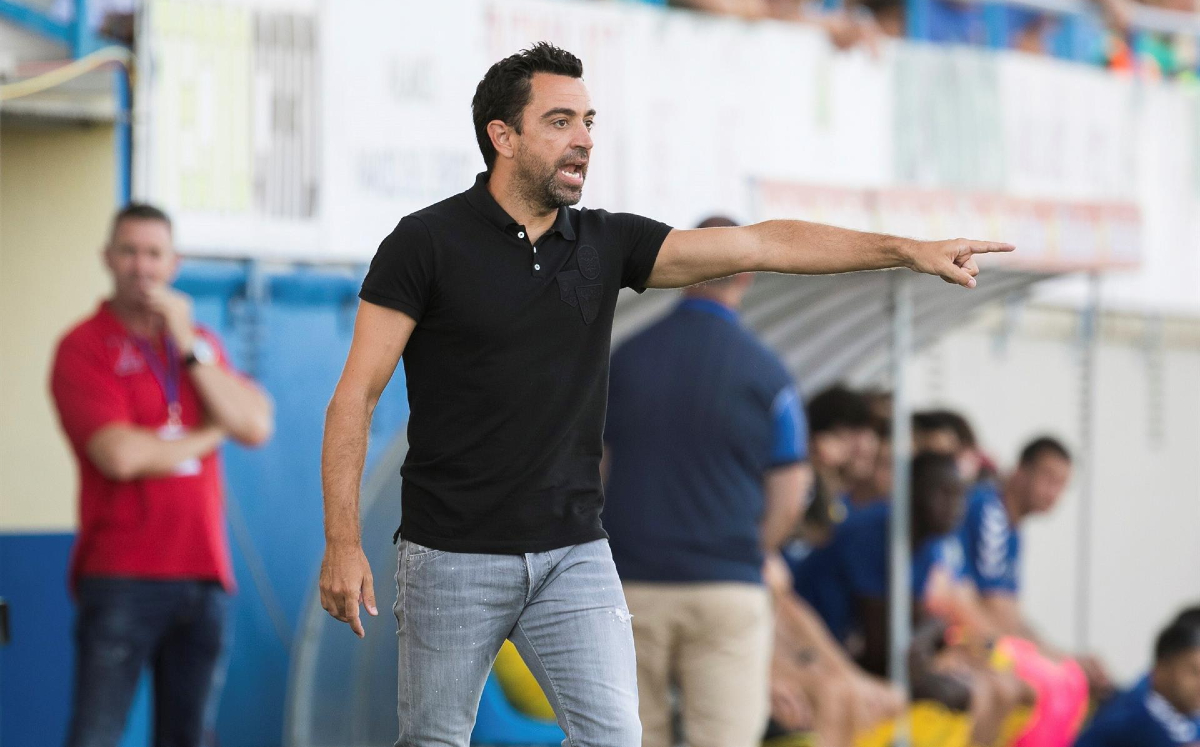 Barcelona anuncia a Xavi como su nuevo entrenador