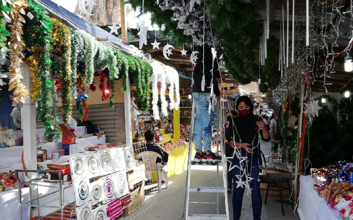 Arrancan ventas en Mercadito Navideño en Torreón
