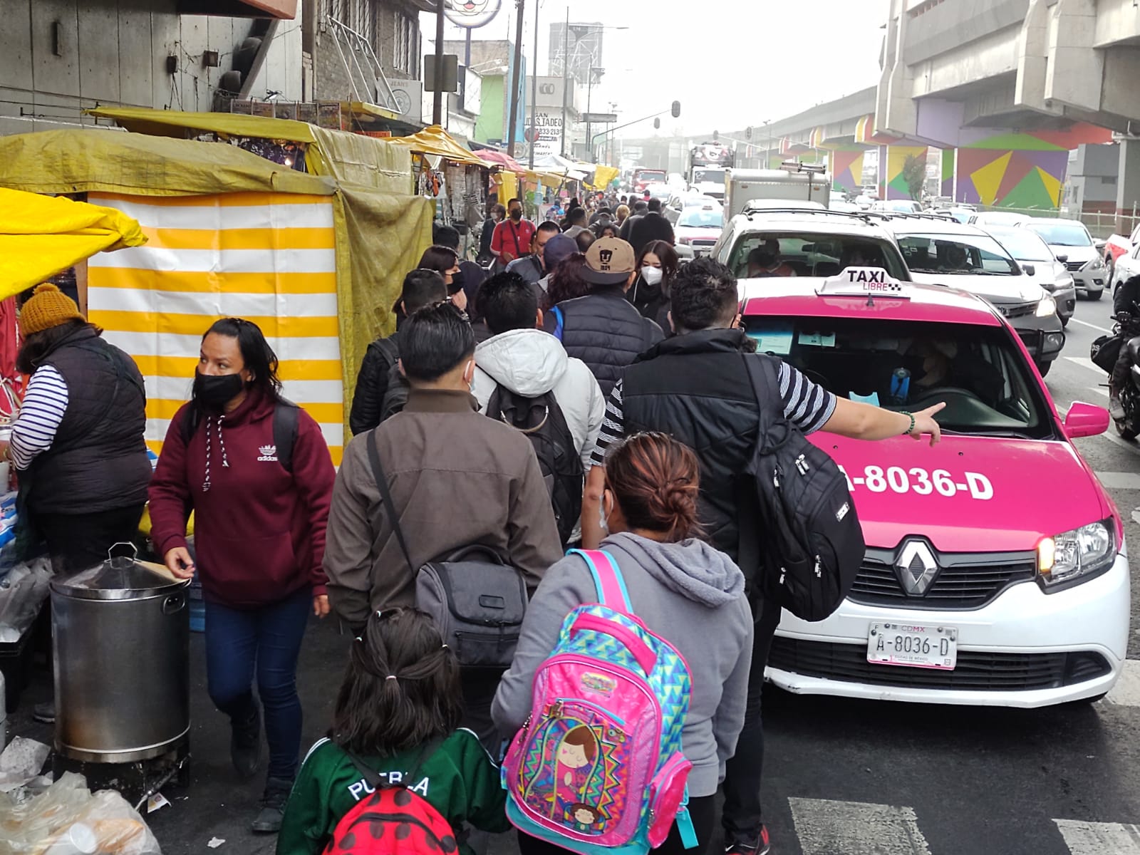 Desalojan a usuarios de Línea 9 del Metro de CdMx por falla eléctrica en estación Puebla