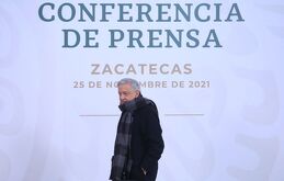 AMLO presume nueva estrategia para abasto de medicamentos.