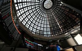 Variante ómicron tira mercados y cuarta ola ya se asoma en México.