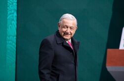 AMLO descarta uso obligatorio de cubrebocas para informe de gobierno.