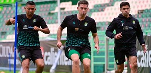 El Club León entrena puerta cerrada / Archivo El Club León entrena puerta cerrada / Archivo