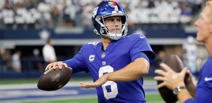 Daniel Jones no jugará ante Miami Dolphins por lesión en el cuello Daniel Jones no jugará ante Miami Dolphins por lesión en el cuello