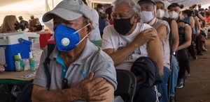 El presidente anunció que la vacunación anticovid de refuerzo para adultos mayores de 65 años iniciará el martes. | Cuartoscuro El presidente anunció que la vacunación anticovid de refuerzo para adultos mayores de 65 años iniciará el martes. | Cuartoscuro