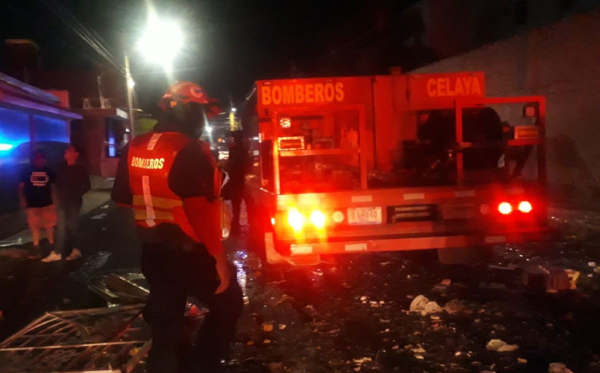 Explosión cimbra colonia en Celaya
