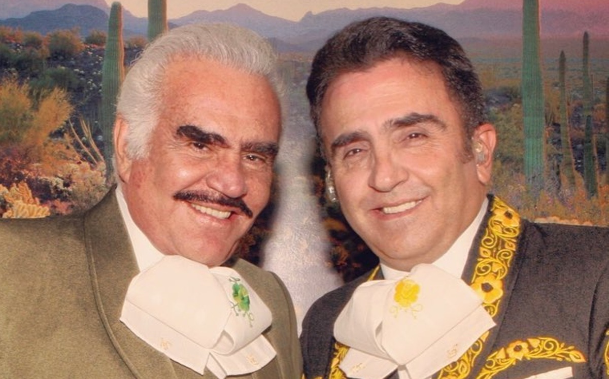 Vicente Fernández con su hijo Vicente Fernández Jr / Instagram Oficial de Vicente Fernández Junior