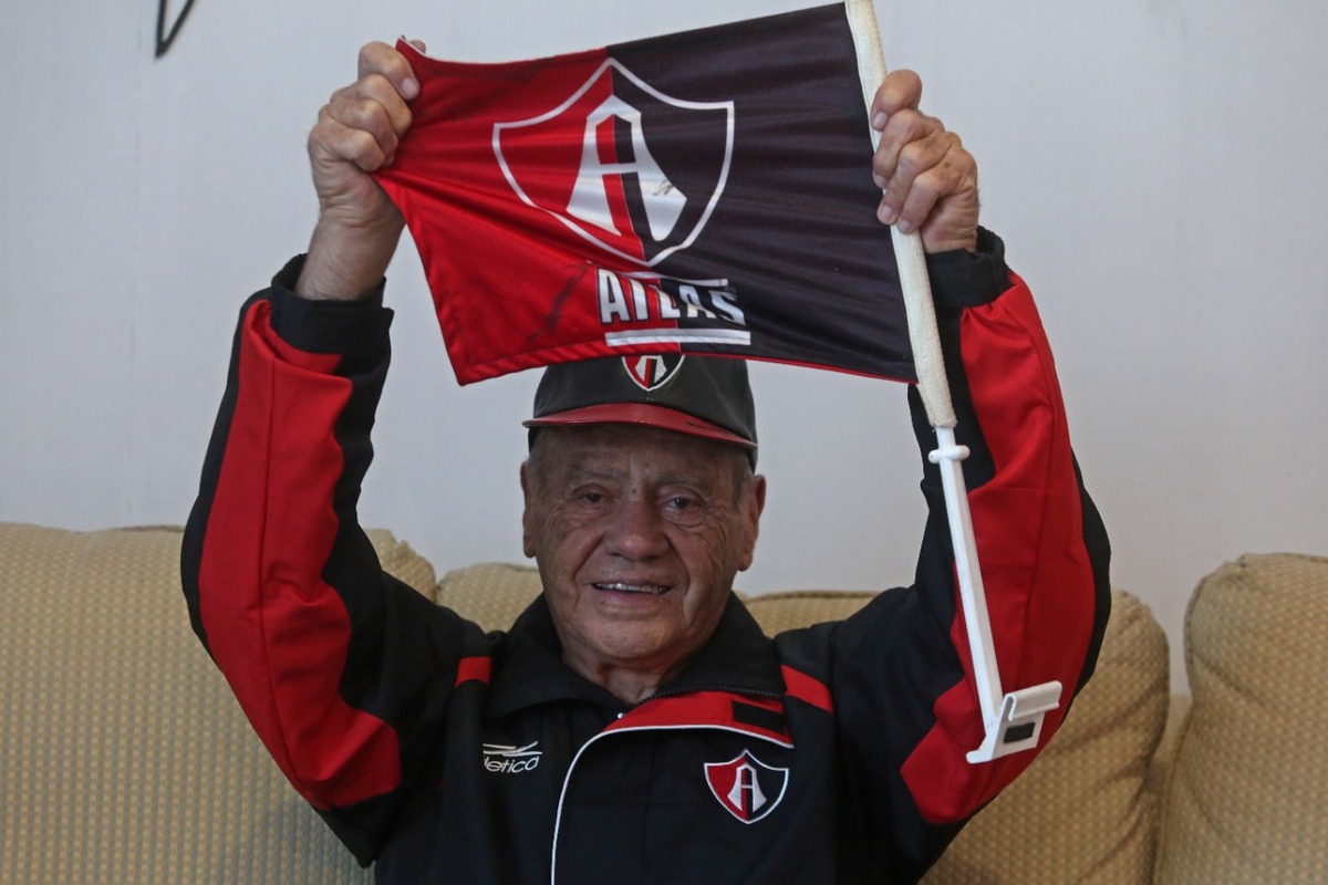 Don Armando García de Alba, fiel aficionado al Atlas / Fernando Carranza