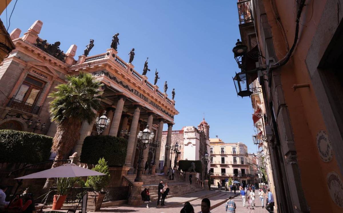 Rehabilitarán emblemático Teatro Juárez