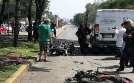 Dos motocicletas chocan en CdMx