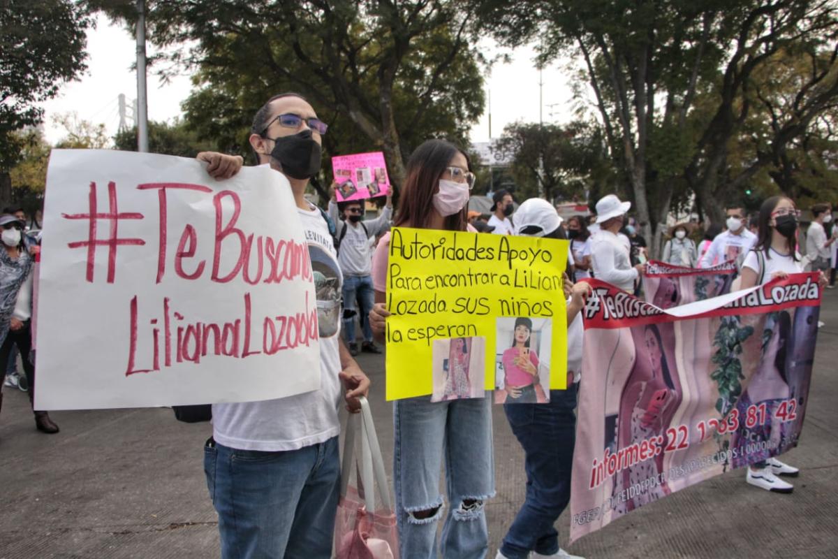 Familiares, amigos y ciudadanos poblanos marcharon para exigir la pronta localización de Liliana Lozada / Melanie Torres