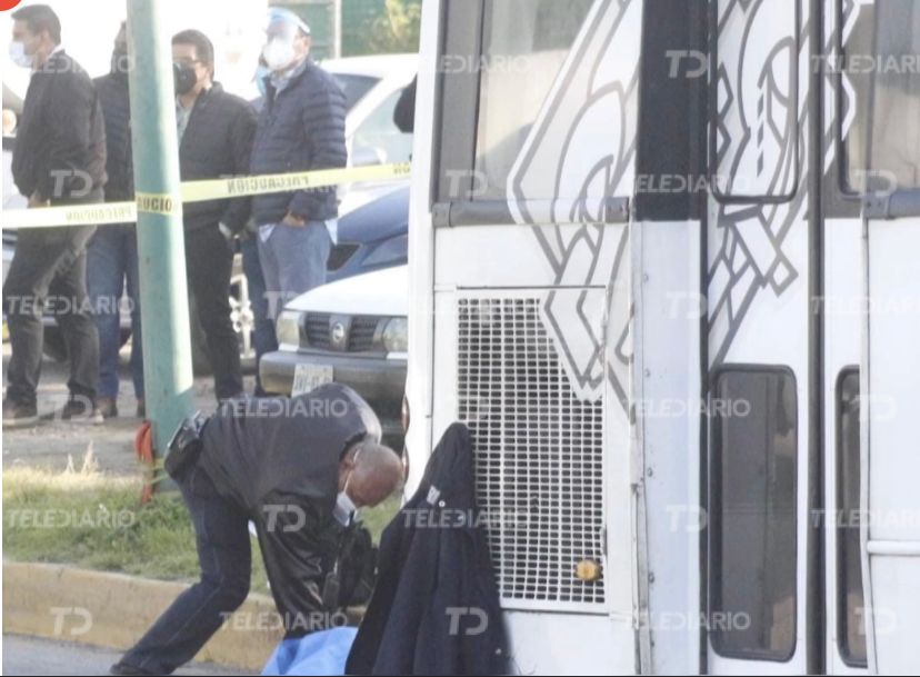Hombre muere en paradero de RUTA / Jesús Zavala