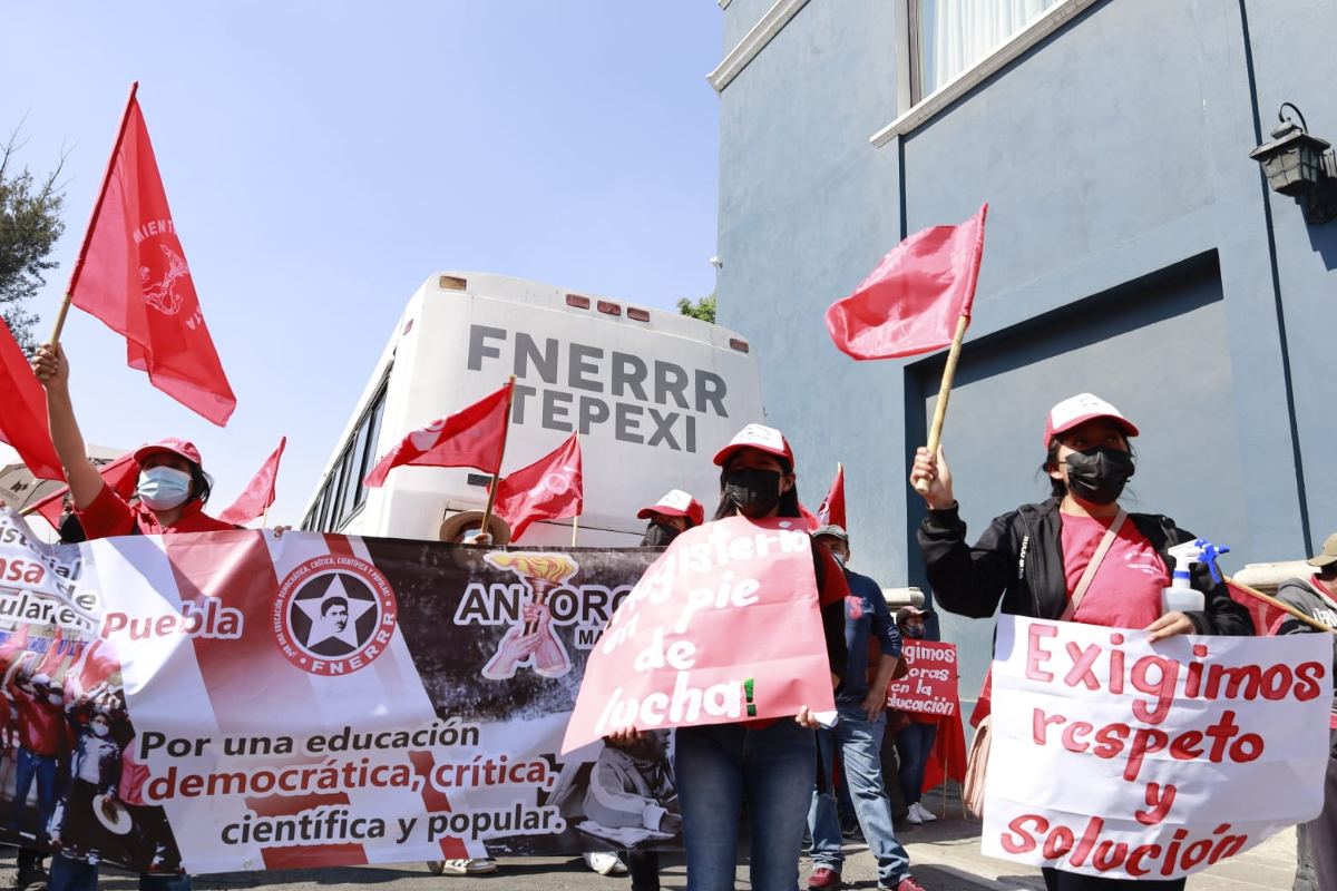 Docentes de Antorcha Magisterial en Puebla / Andrés Lobato