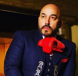 Lupillo Rivera dedica polémica canción a sus hermanos Lupillo Rivera dedica polémica canción a sus hermanos