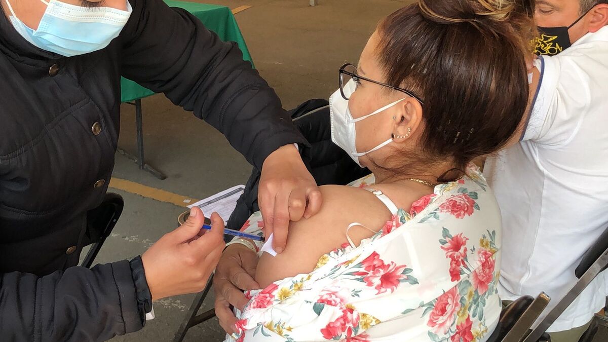 CdMx rompe récord de vacunación