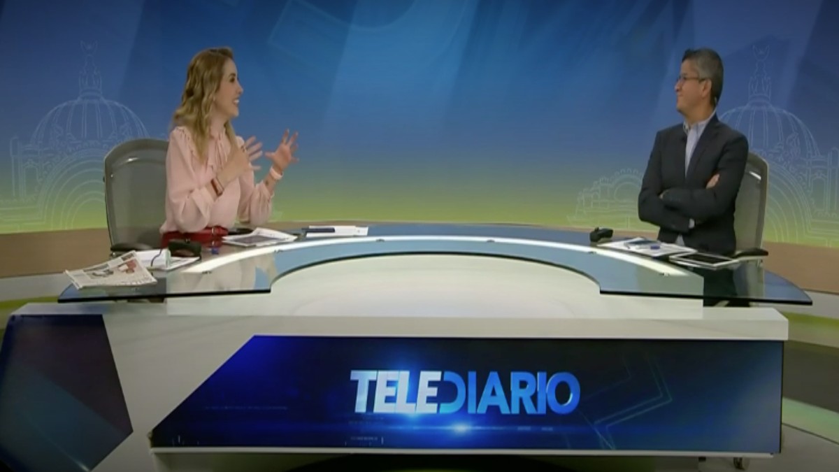Telediario con Azucena Uresti y Jaime Núñez, 21 de enero de 2022 Telediario con Azucena Uresti y Jaime Núñez, 21 de enero de 2022