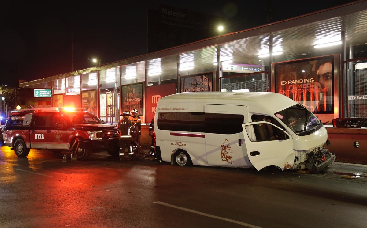 El chofer de la unidad de transporte proveniente del EdoMex se dio a la fuga. / Enrique Luna