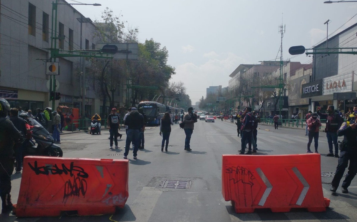Comerciantes protestan en Eje Central /César Velázquez y Carlos Tejeda