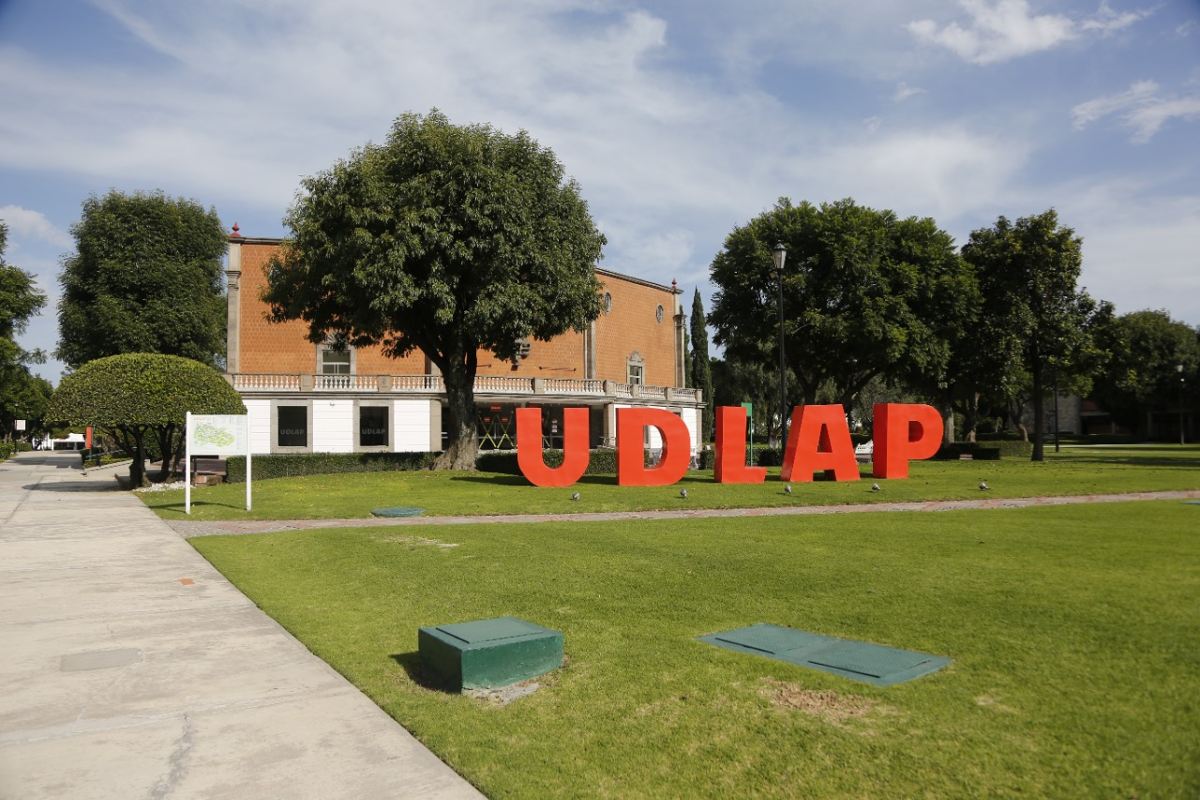 Vista del interior del campus de la Udlap en San Andrés Cholula, Puebla / Andrés Lobato