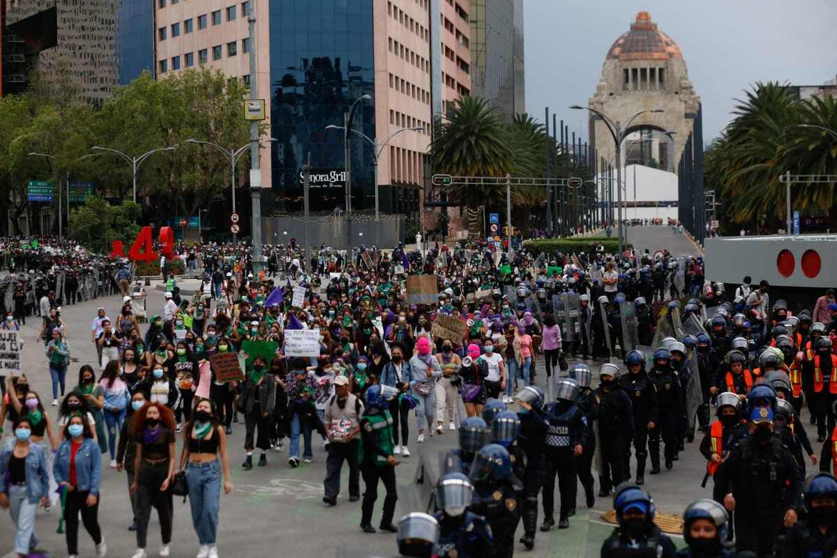 Marchas y manifestaciones en la CdMx hoy 25 de febrero 2022| Telediario ...