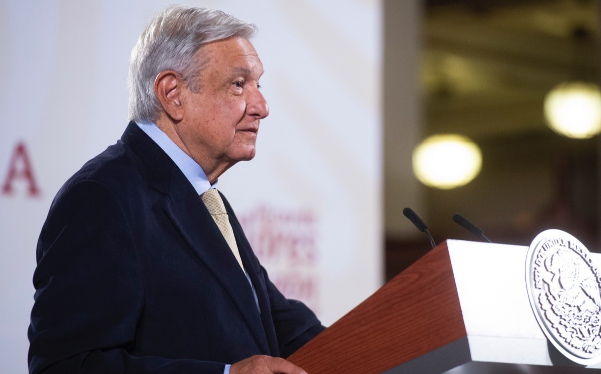 AMLO lamenta los hechos violentos en Estadio Corregidora tras la riña/ Presidencia