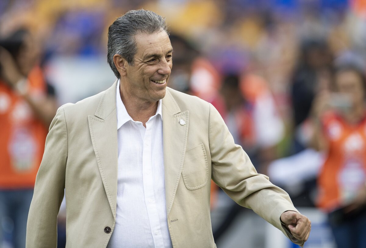 Tomas Boy falleció este martes a la edad de 70 años / @TigresOficial