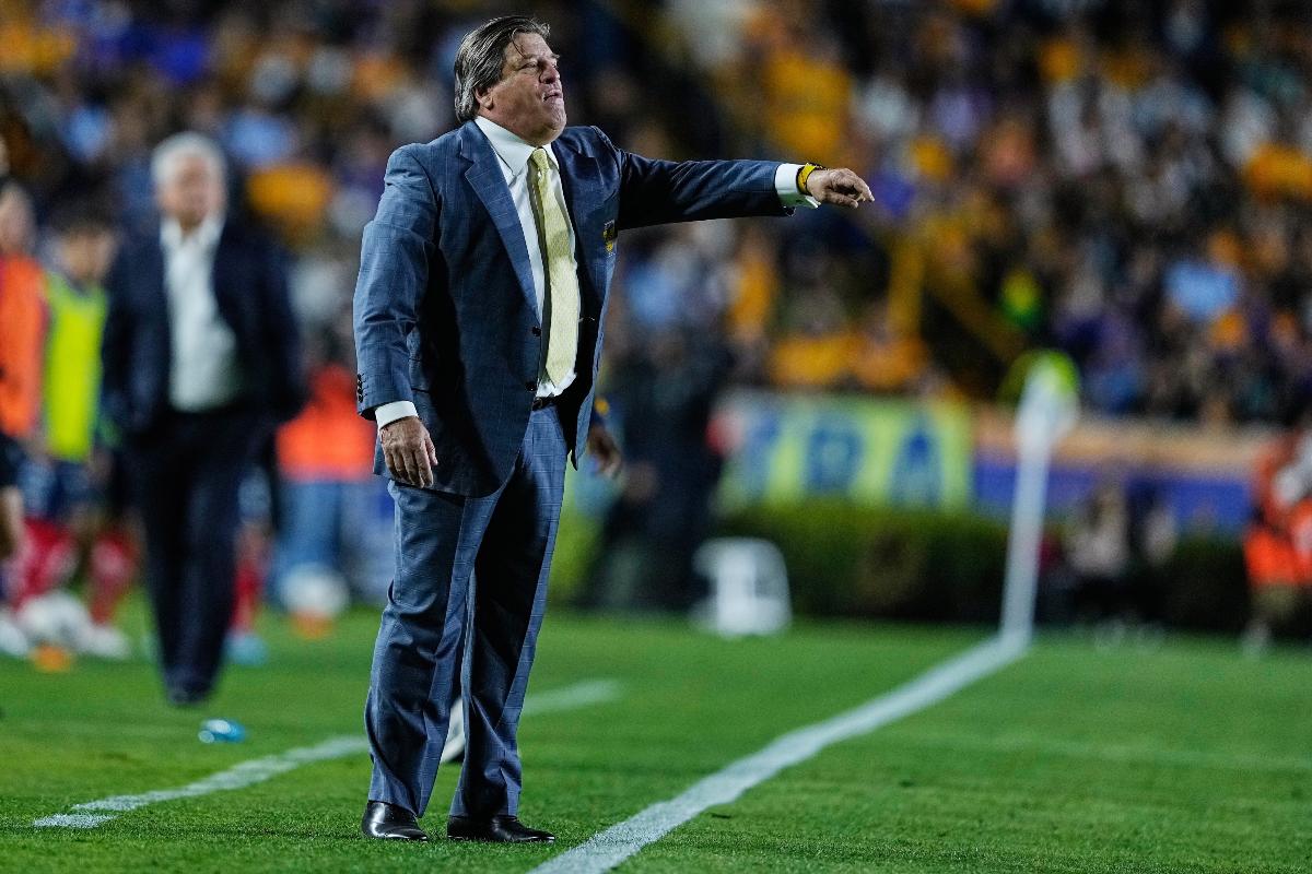 Miguel Herrera en partido con los Tigres / MexSport